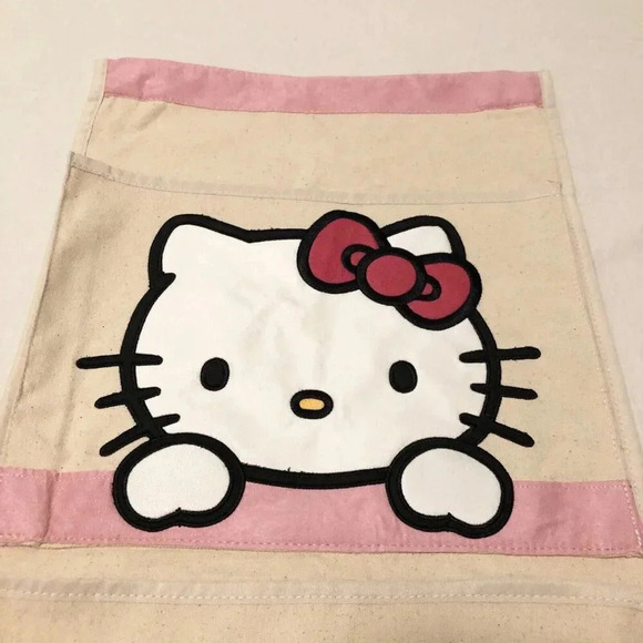 2011 Lambs  and Ivy Hello Kitty Canvas Wall Organizer - Picture 2 of 16